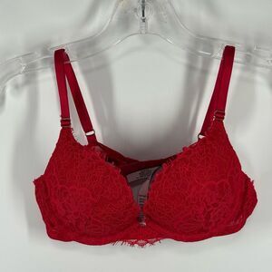 Victoria’s Secret Dream Angels Push up red lace padded bra size 32A